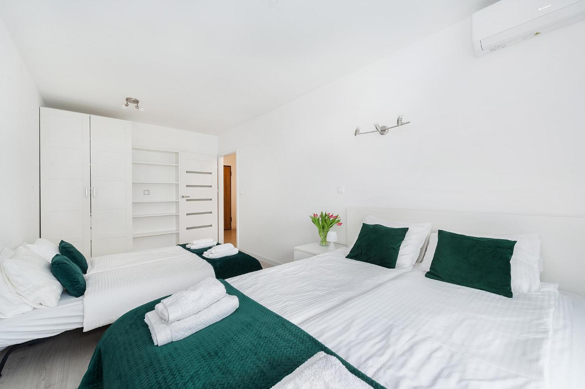 Bella Casa Premium Apartment - 104 Kobierzynska Краков Экстерьер фото